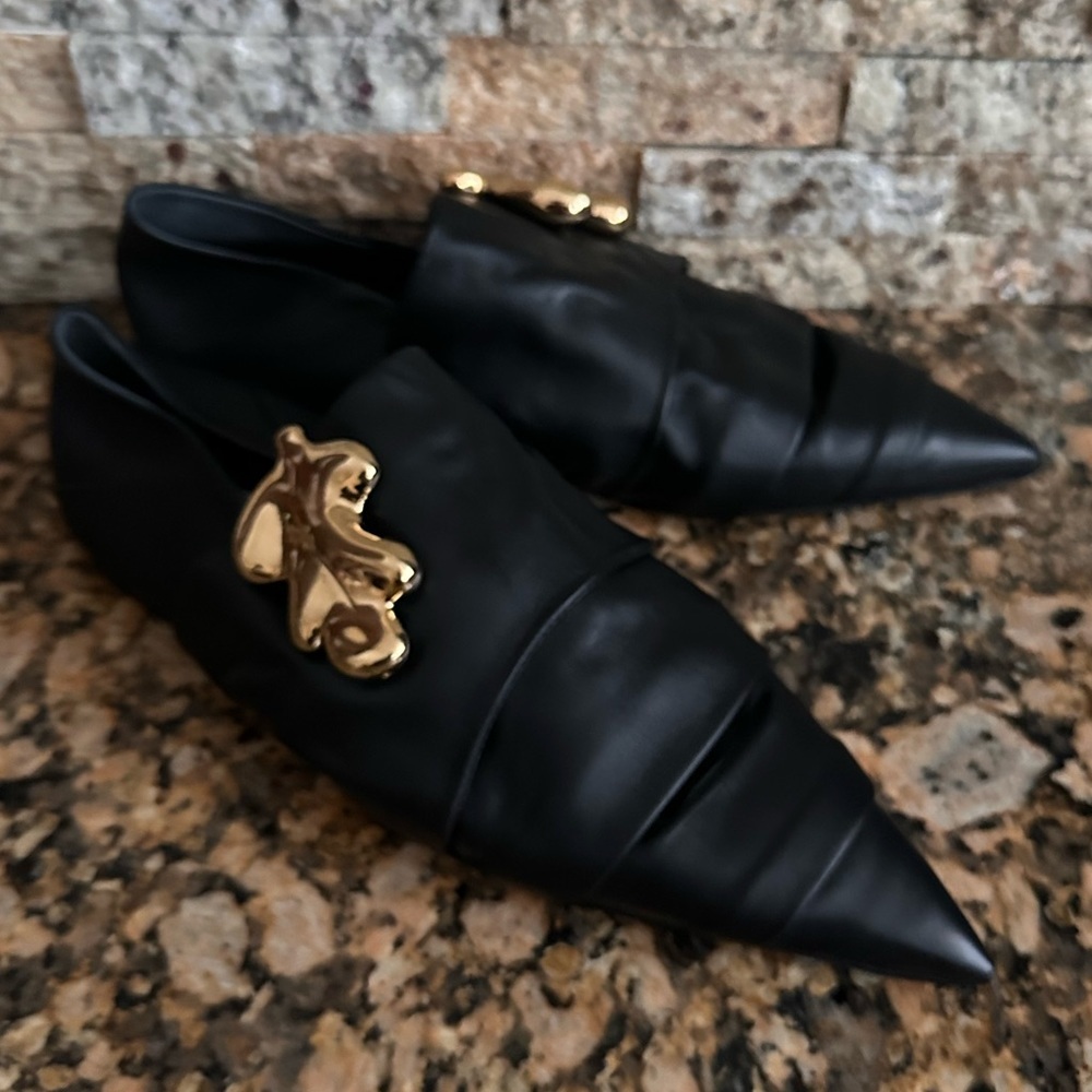 Jil Sander Leaf Hardware Pointed Toe Flat - image 6